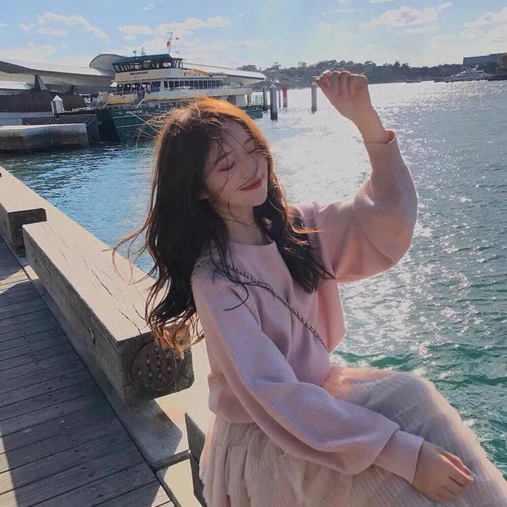百合熊风暴 海报